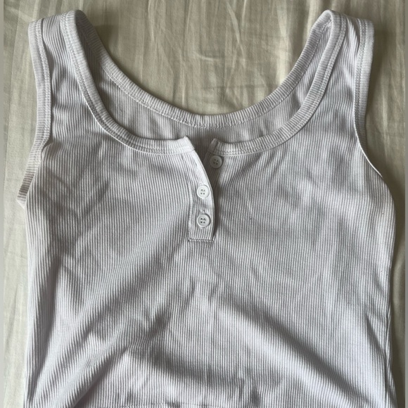 Tops - white button crop top